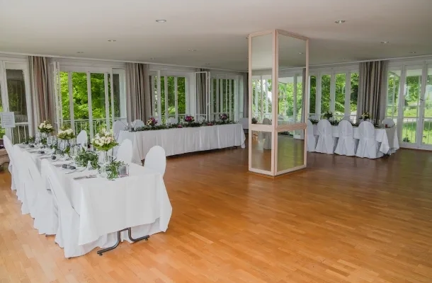 kleiner Festsaal im Berghotel Tulbingerkogel