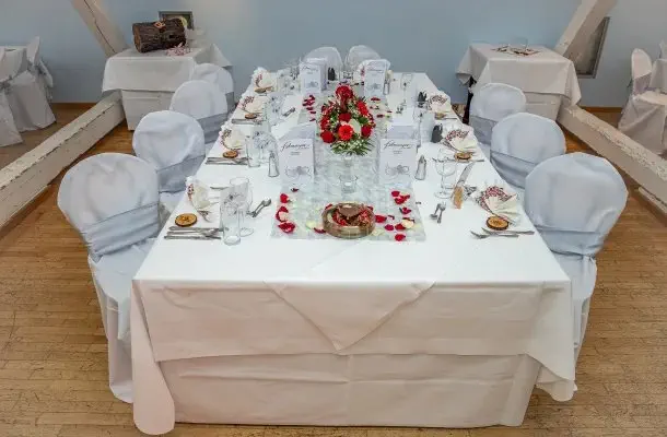 Tischdekoration bei Hochzeit im Felmayer's Schwechat