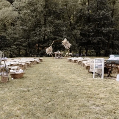 Außenaufnahme Trauwiese des Gallien Bräu in Pernegg eingefangen von Fotograf Wedding Paradise aus Niederösterreich