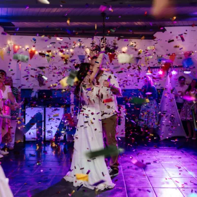 Hochzeitsfotograf + DJ im Kombi-Package