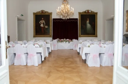 Festsaal Schloss Miller Aichholz Wien aufgenommen durch Fotograf Wedding Paradise
