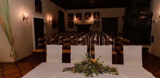 Indoor-Trauuung auf Schloss Ottenstein in Rastfeld