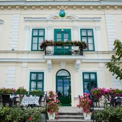 Außenaufnahme von Schottenheuriger Maria Enzersdorf erstellt durch Fotograf Wedding Paradise aus Niederösterreich