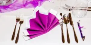 Detailfoto von Tischdekoraton abgelichtet durch Fotograf Wedding Paradise aus Niederösterreich