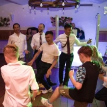Hochzeitsfotograf + DJ + Fotobox bei der Party